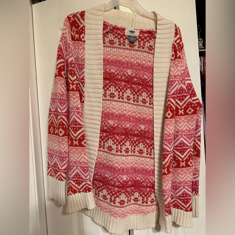 Old Navy Red and White Knit Sweater